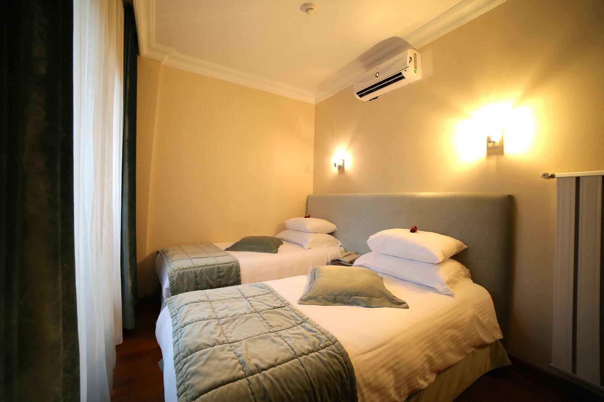 Tria Elegance Istanbul Hotell Exteriör bild