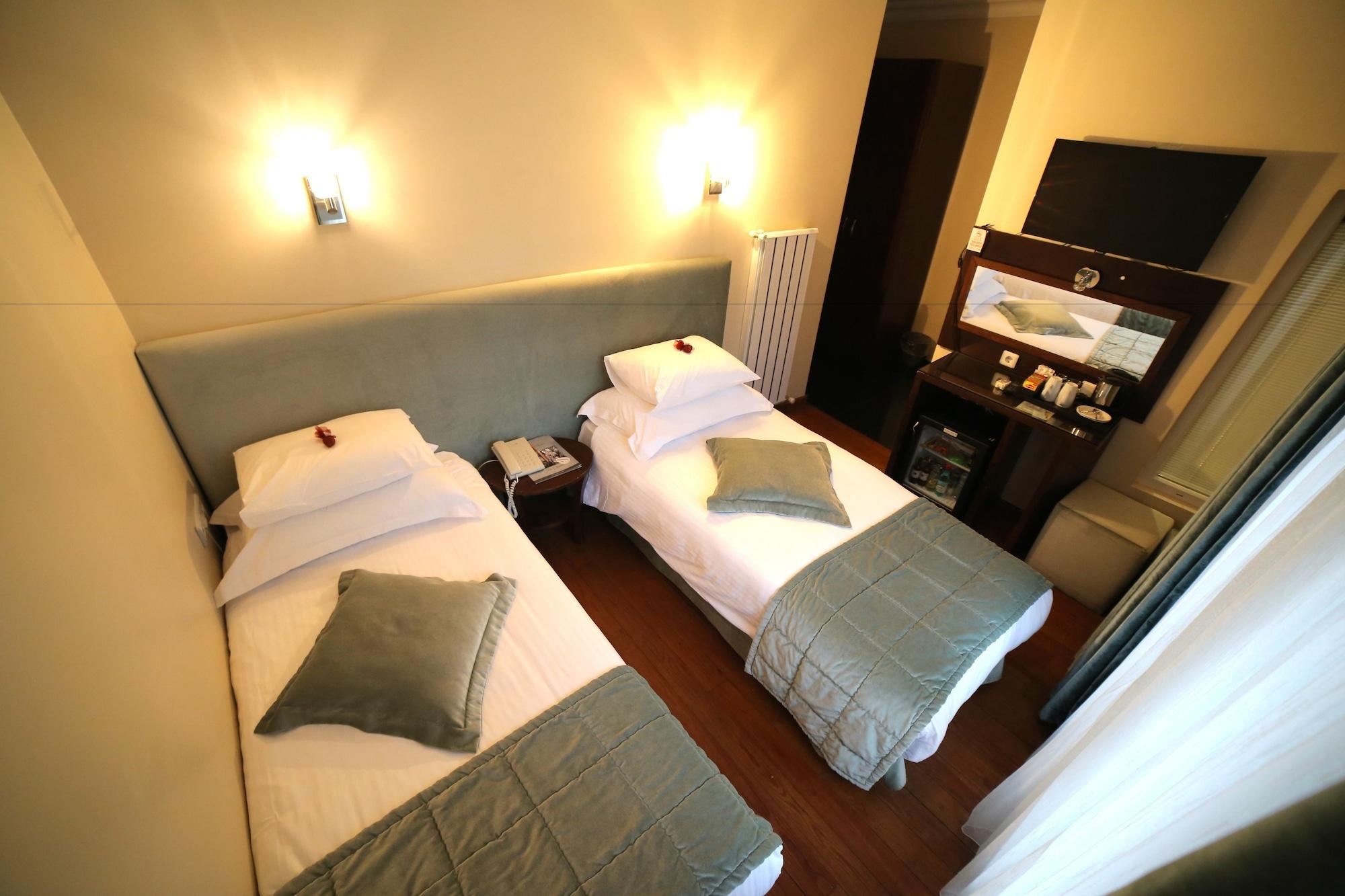 Tria Elegance Istanbul Hotell Exteriör bild
