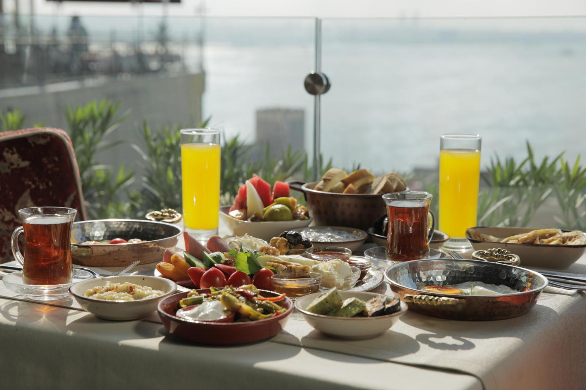Tria Elegance Istanbul Hotell Exteriör bild