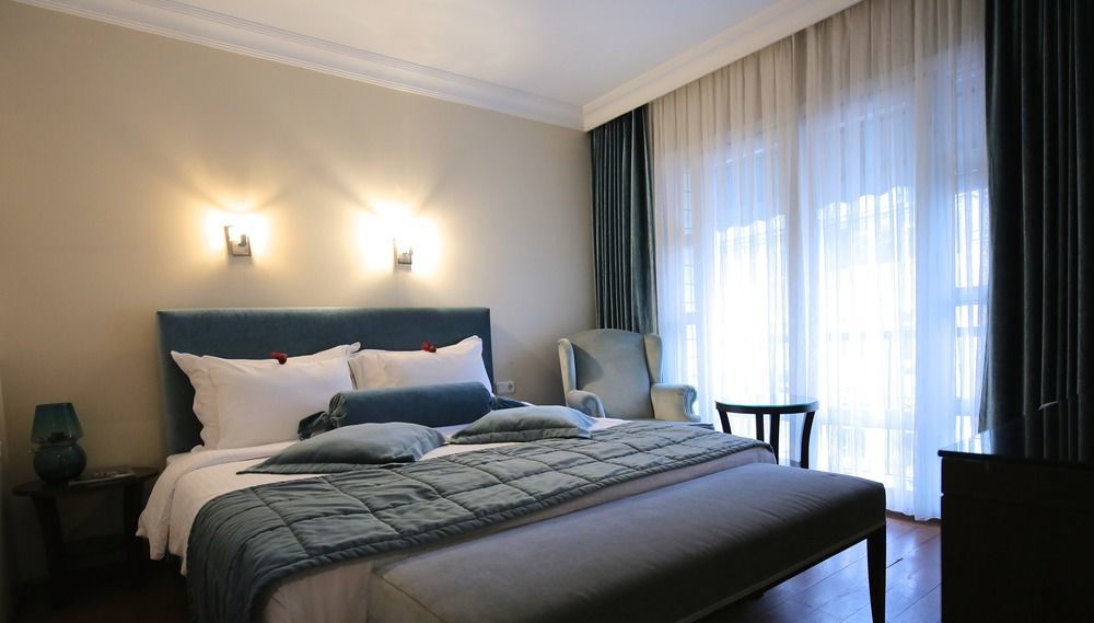Tria Elegance Istanbul Hotell Exteriör bild
