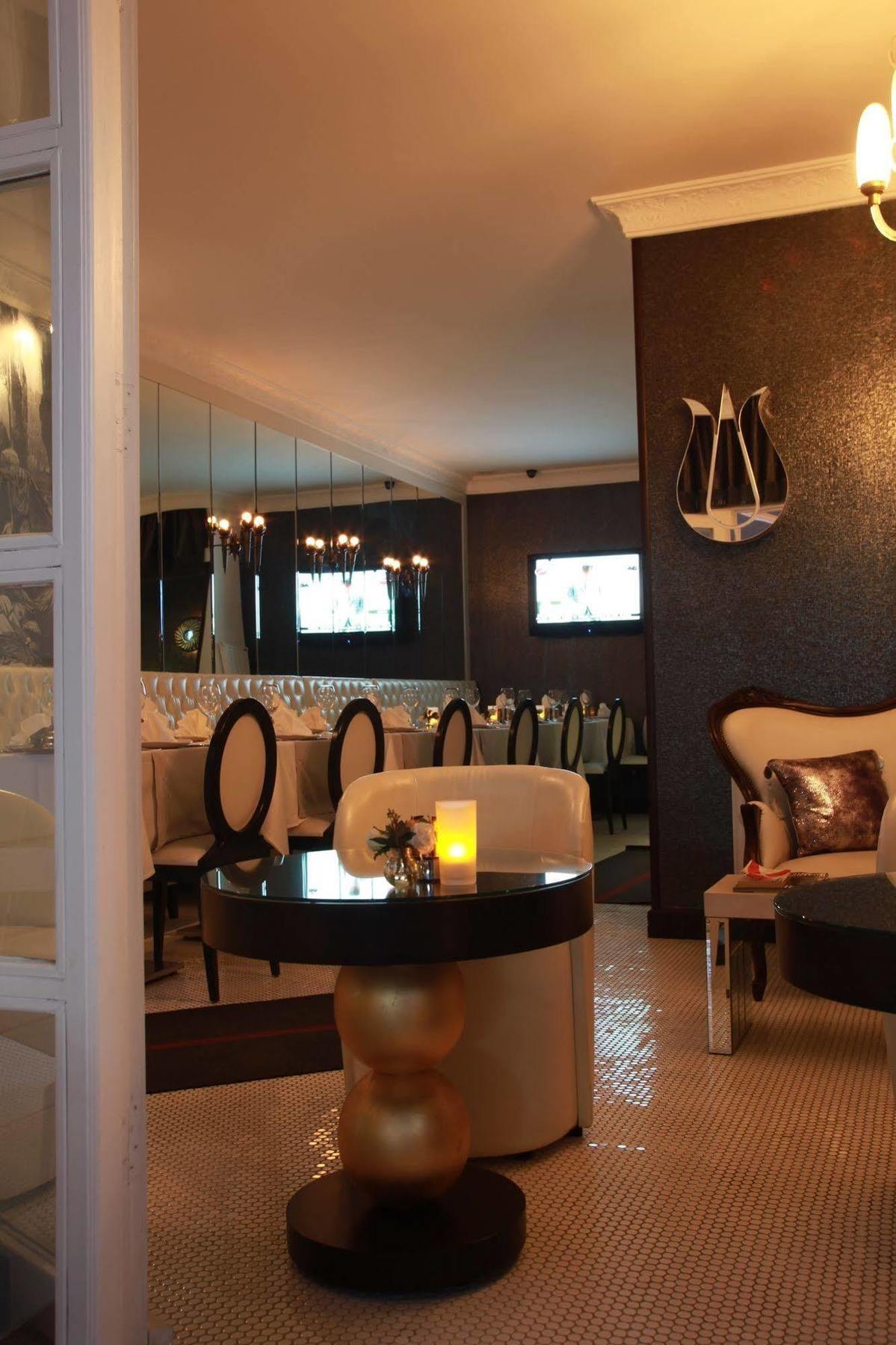 Tria Elegance Istanbul Hotell Exteriör bild